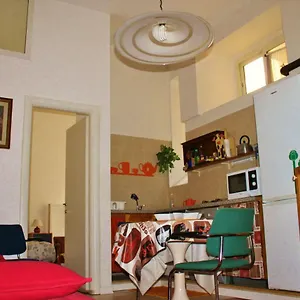 2* Alojamento de Acomodação e Pequeno-almoço House